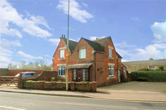 1 Bedroom Maisonette
